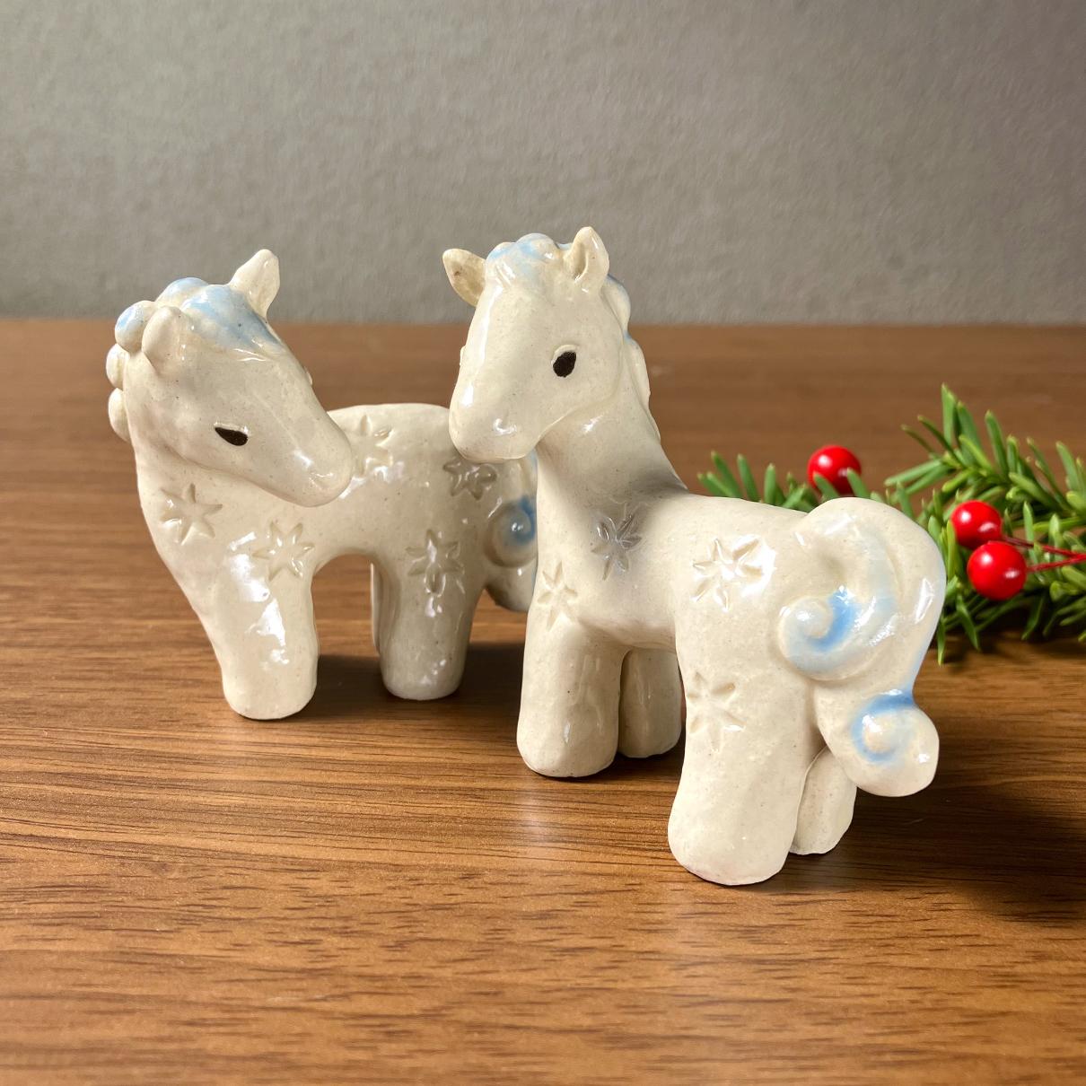 一 陶器の干支飾り「午」一